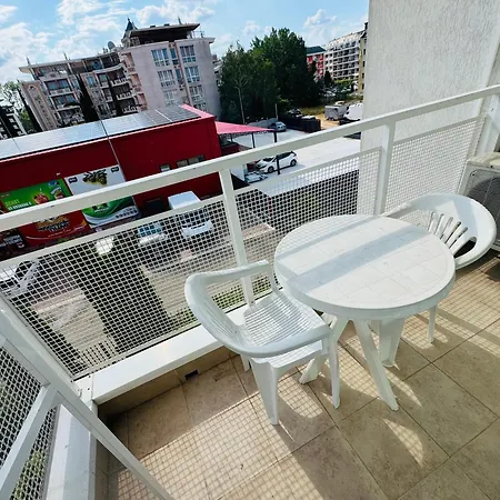 Apartment Sunny House 202 One Bedroom *