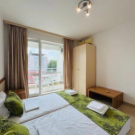 Apartment Sunny House 202 One Bedroom