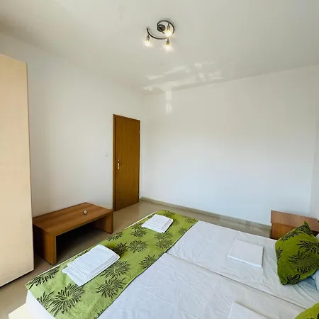 Sunny House 202 One Bedroom Apartment Slantschew brjag